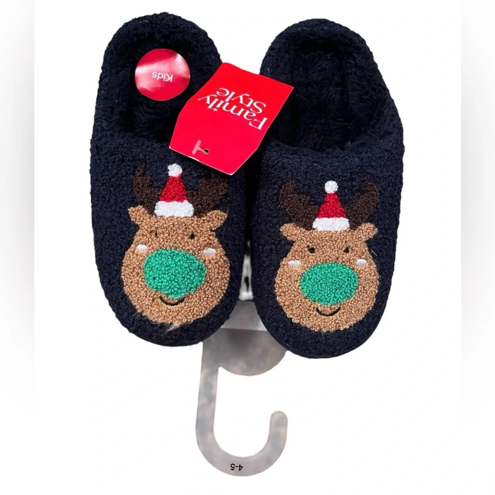 NWT Family Pajamas Kids Reindeer Slippers